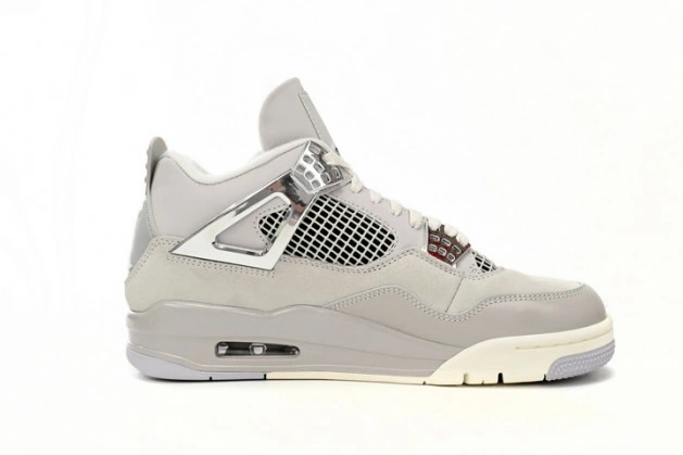 Frozen Moments Jordan WMNS Air AQ9129-001 4 0821